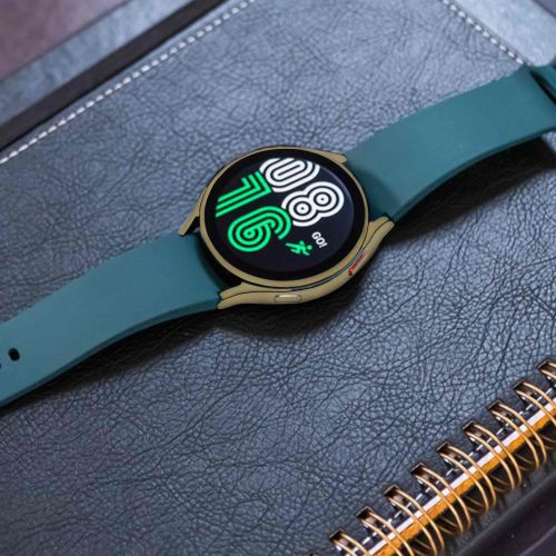 Samsung_Watch4 40mm_Matte_Gold_4